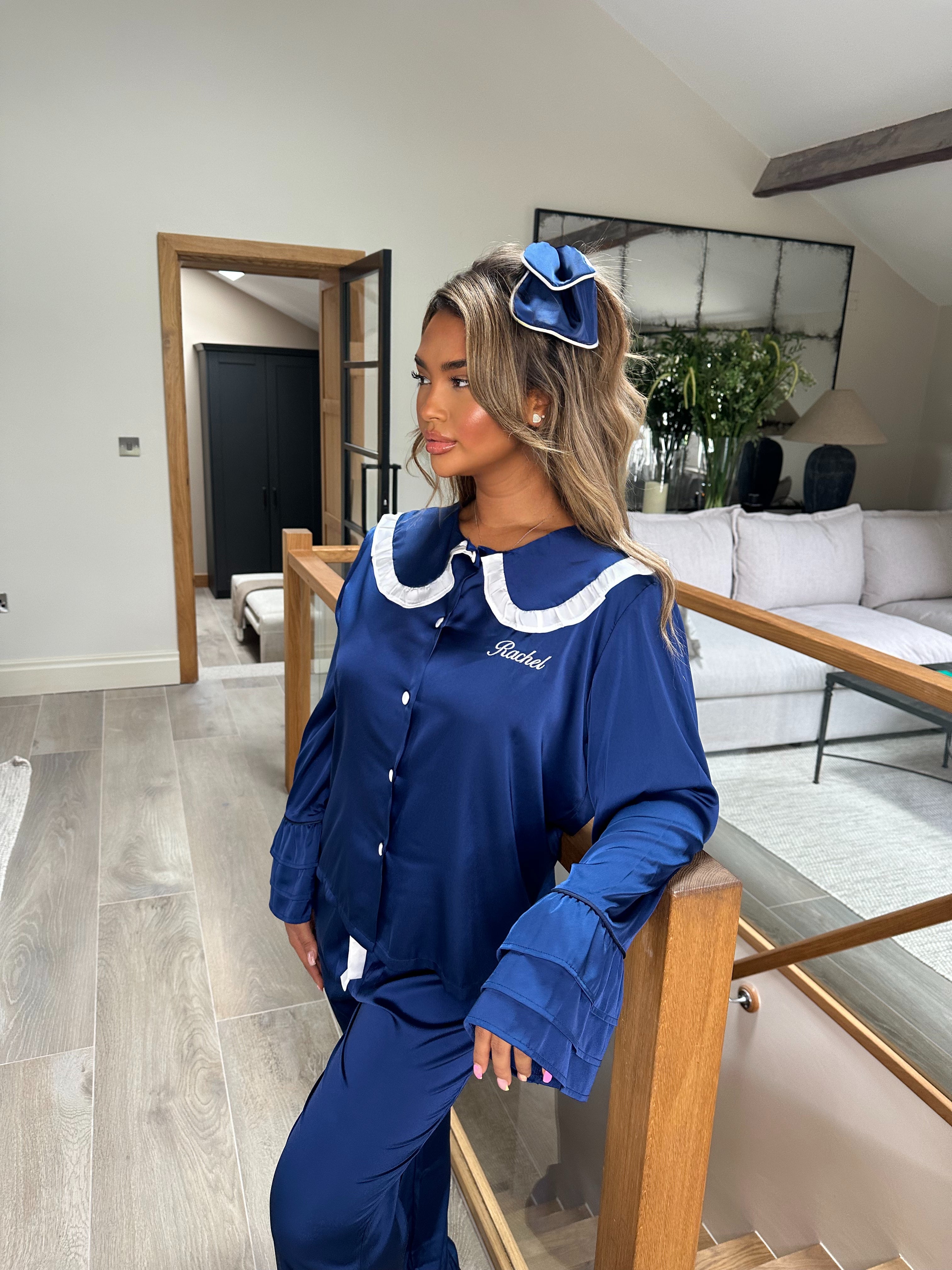 NAVY WOMENS RUFFLE COLLAR